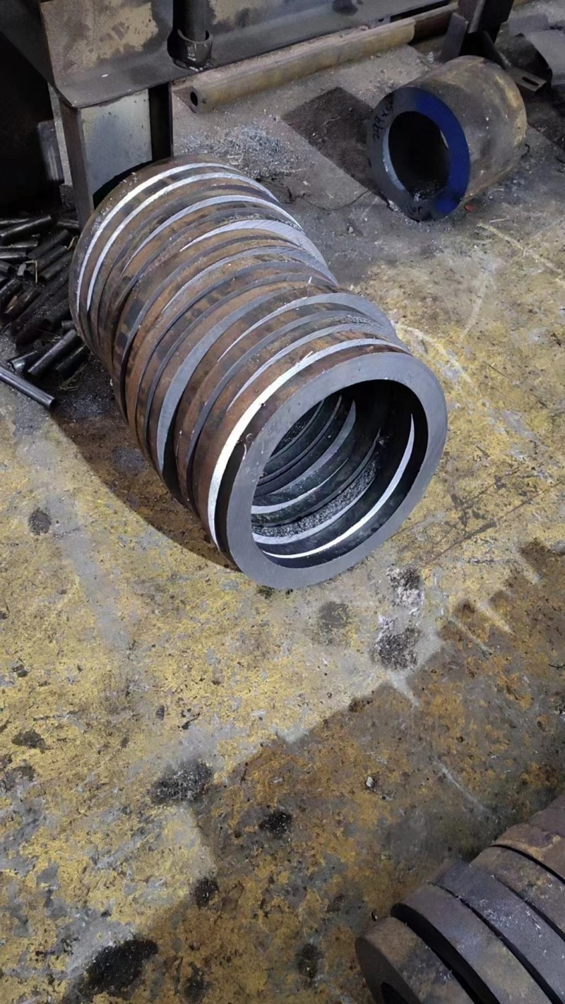 富民富民富民30CrMo无缝钢管切割